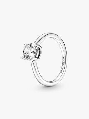 Pandora Sparkling Solitaire Ring
